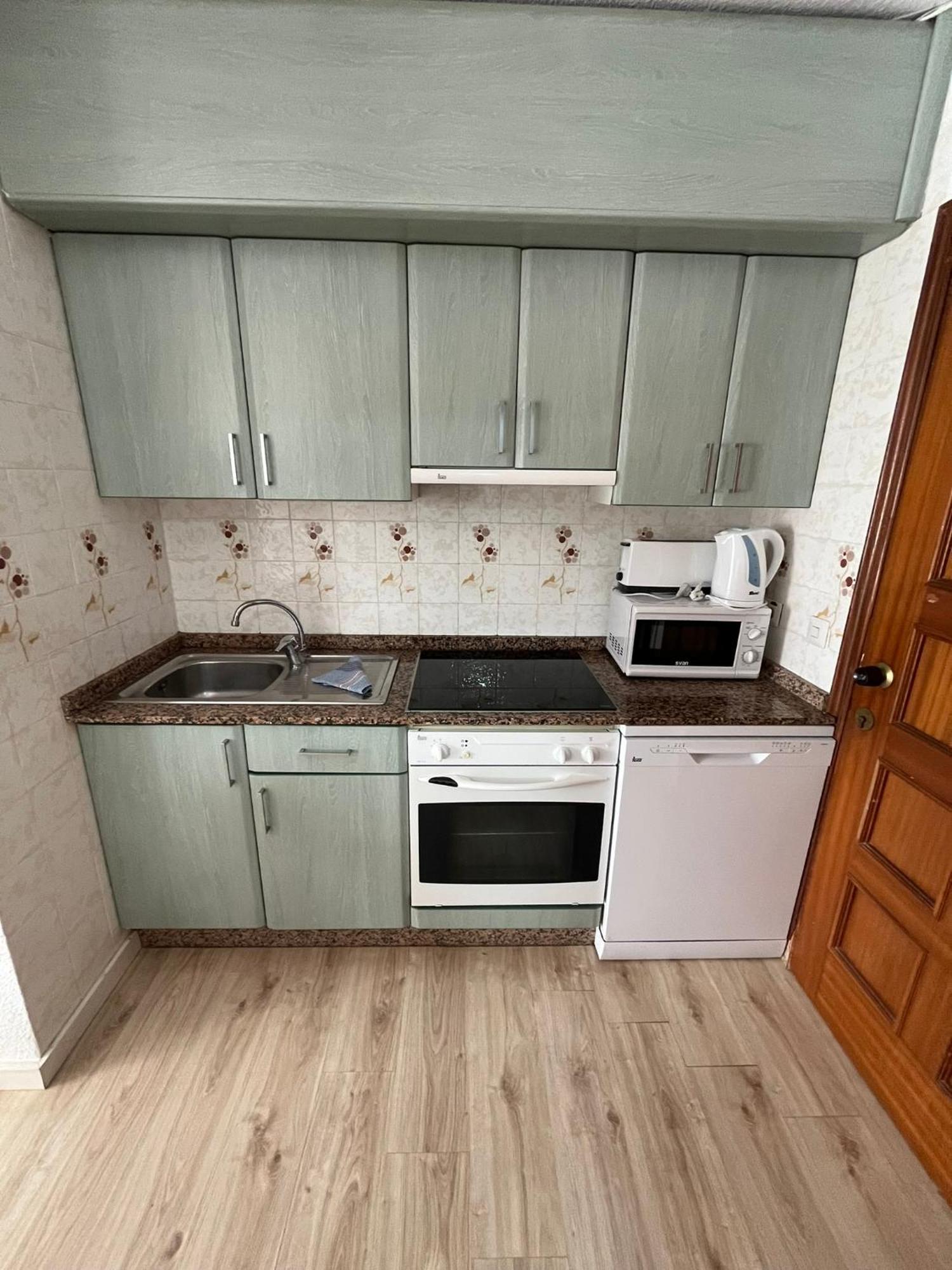 Service Apart Lazaro- Apartamentos Aguamarina 14 كاليبي المظهر الخارجي الصورة